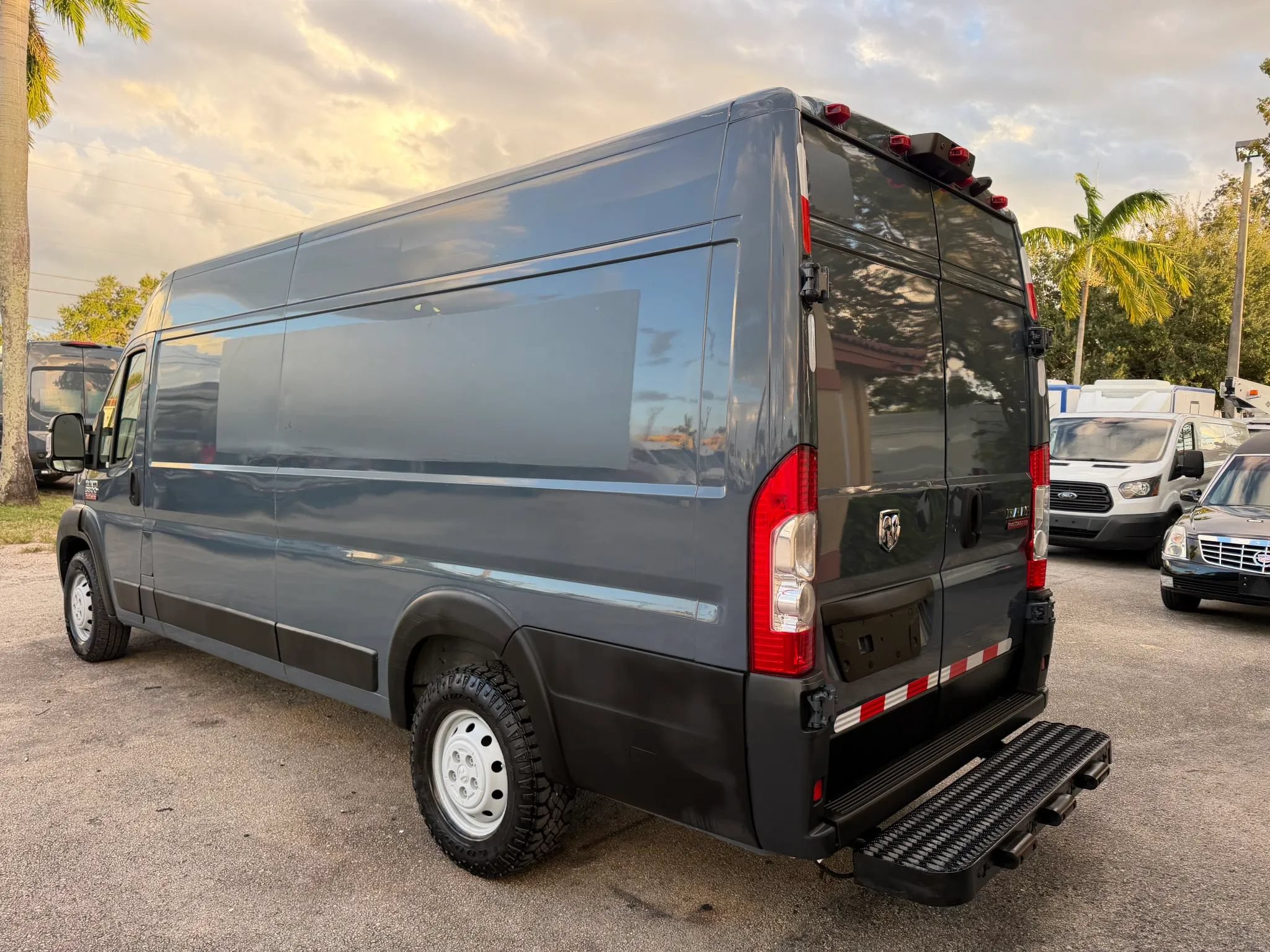 Used 2021 RAM ProMaster 3500 FWD image 3