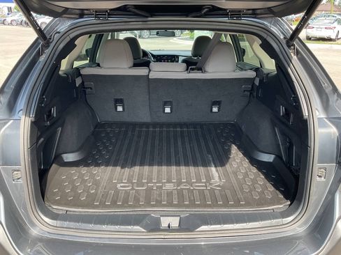 Used 2023 Subaru Outback Premium AWD/4WD image 45