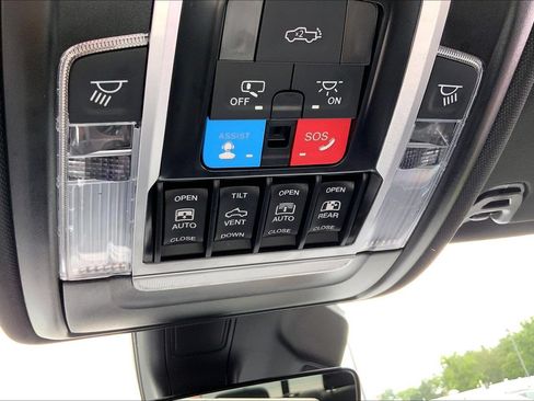 Certified 2025 RAM 1500 Big Horn AWD/4WD image 29