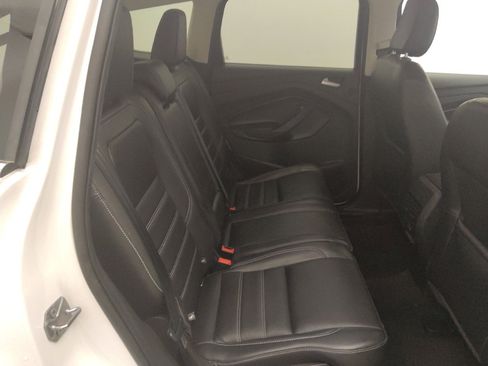 Used 2019 Ford Escape Titanium FWD image 19