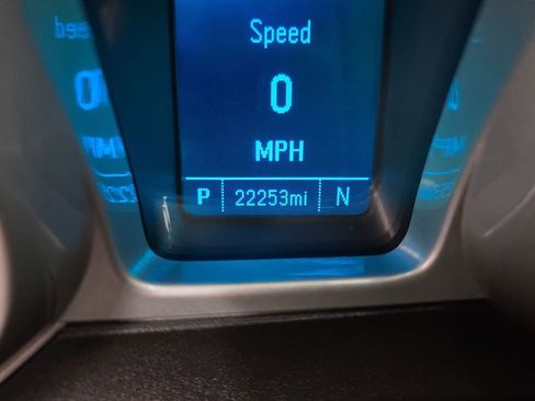 Used 2015 Chevrolet Camaro SS RWD image 20