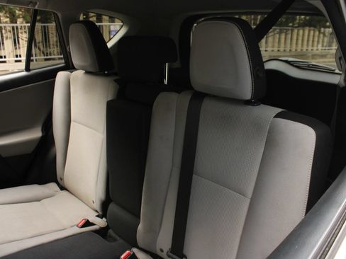 Used 2017 Toyota RAV4 XLE w/ All Weather Liner Package AWD/4WD image 18