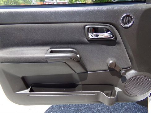 Used 2012 Chevrolet Colorado W/T RWD image 36