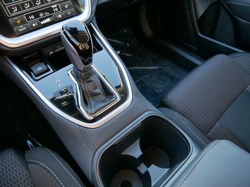 Used 2025 Subaru Outback Premium w/ Popular Package #1A image 24