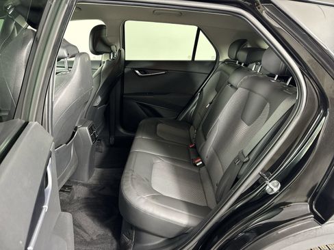 Used 2023 Kia Niro EX image 22