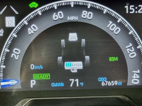 Used 2023 Toyota RAV4 LE AWD/4WD image 26