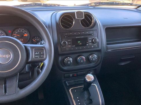 Used 2016 Jeep Patriot Sport w/ Power Value Group image 7