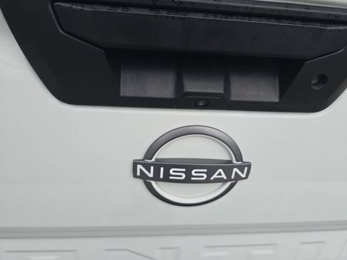 Used 2023 Nissan Frontier S image 5