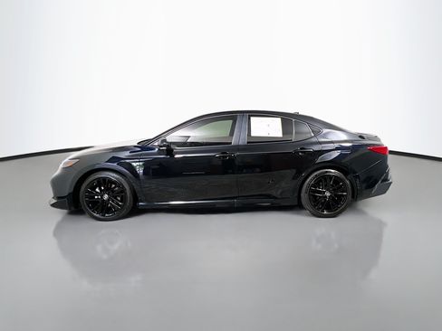 Used 2025 Toyota Camry SE w/ Convenience Package FWD image 9