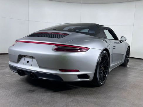 Certified 2019 Porsche 911 Targa 4 GTS AWD/4WD image 7