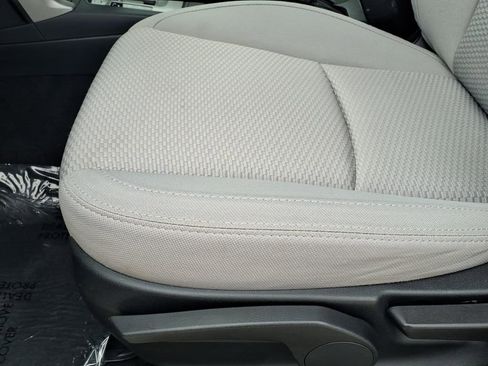 Used 2018 Subaru Forester 2.5i w/ Protection Package #1 AWD/4WD image 7