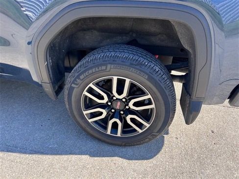 Used 2020 GMC Sierra 1500 AT4 w/ AT4 Premium Package image 6