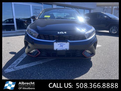 Used 2023 Kia Forte GT-Line w/ GT-Line Premium Package FWD image 8