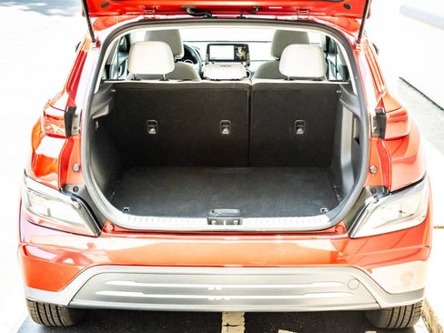 Used 2023 Hyundai Kona SEL FWD image 19