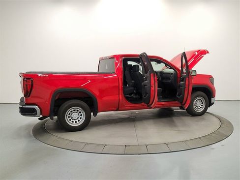 Used 2023 GMC Sierra 1500 Pro w/ Pro Value Package image 16