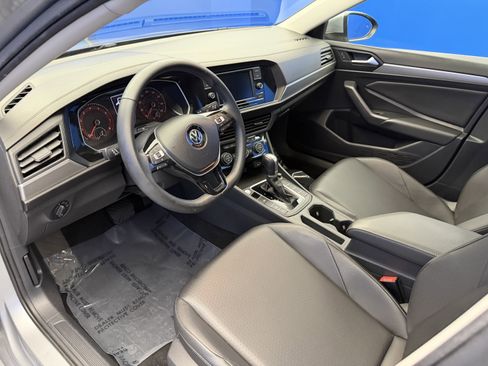 Used 2019 Volkswagen Jetta SE FWD image 11