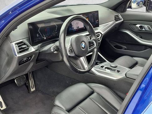 Used 2023 BMW 330i Sedan w/ M Sport Package RWD image 9