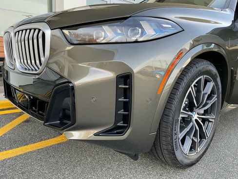 New 2026 BMW X5 xDrive50e image 26
