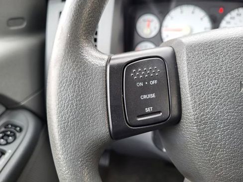 Used 2007 Dodge Ram 3500 Truck 2WD Regular Cab DRW w/ 26G SLT Cpos Pkg image 22