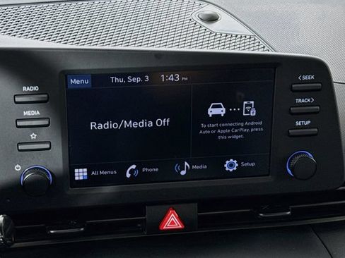 Certified 2025 Hyundai Elantra Sport FWD image 16