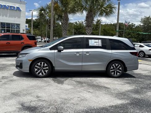 New 2026 Honda Odyssey EX-L image 10