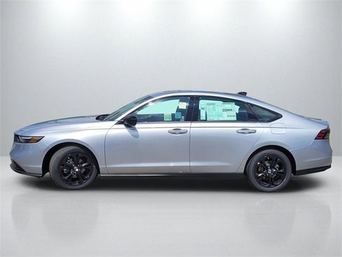 New 2025 Honda Accord SE image 7