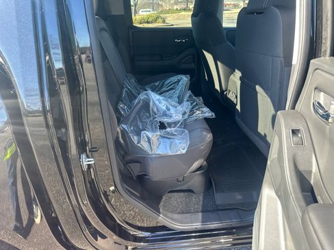 New 2026 Nissan Frontier SV image 15