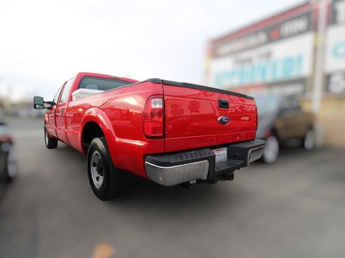 Used 2015 Ford F250 XL w/ XL Value Package image 4