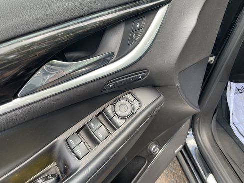 Used 2020 Buick Enclave Avenir w/ Avenir Technology Package image 13