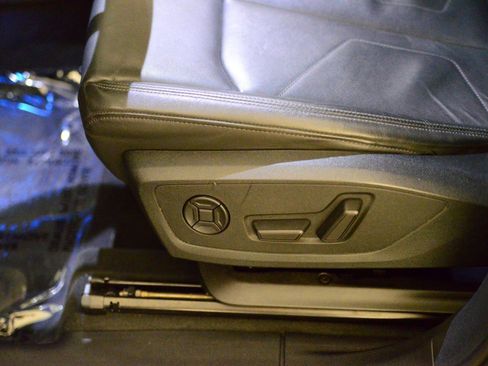 Certified 2022 Audi Q3 2.0T Premium Plus image 25