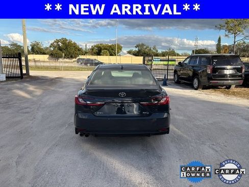 Used 2025 Toyota Camry SE image 16