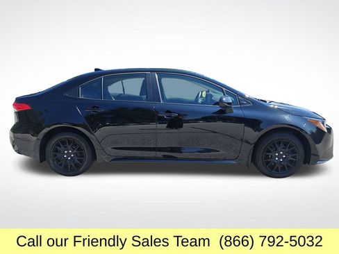 Used 2023 Toyota Corolla LE FWD image 7