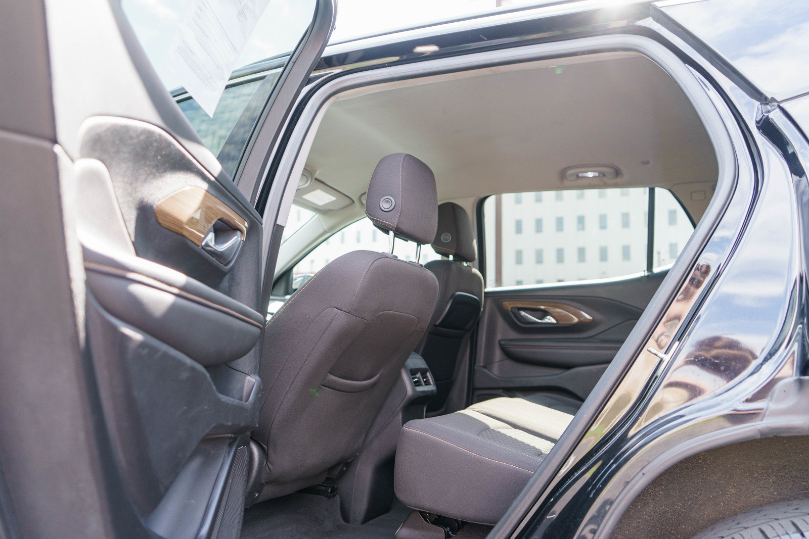 Used 2019 GMC Terrain SLE w/ Driver Convenience Package AWD/4WD image 14