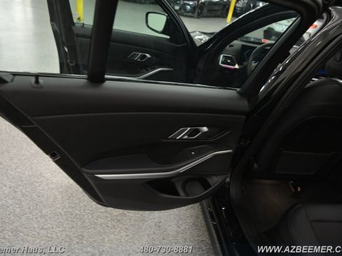 Used 2023 BMW 330i Sedan w/ Premium Package image 38