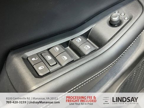 New 2025 Jeep Grand Cherokee Altitude image 27