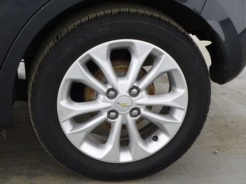 Used 2021 Chevrolet Spark LT image 36