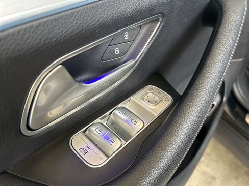 Used 2024 Mercedes-Benz GLE 450e 4MATIC image 40