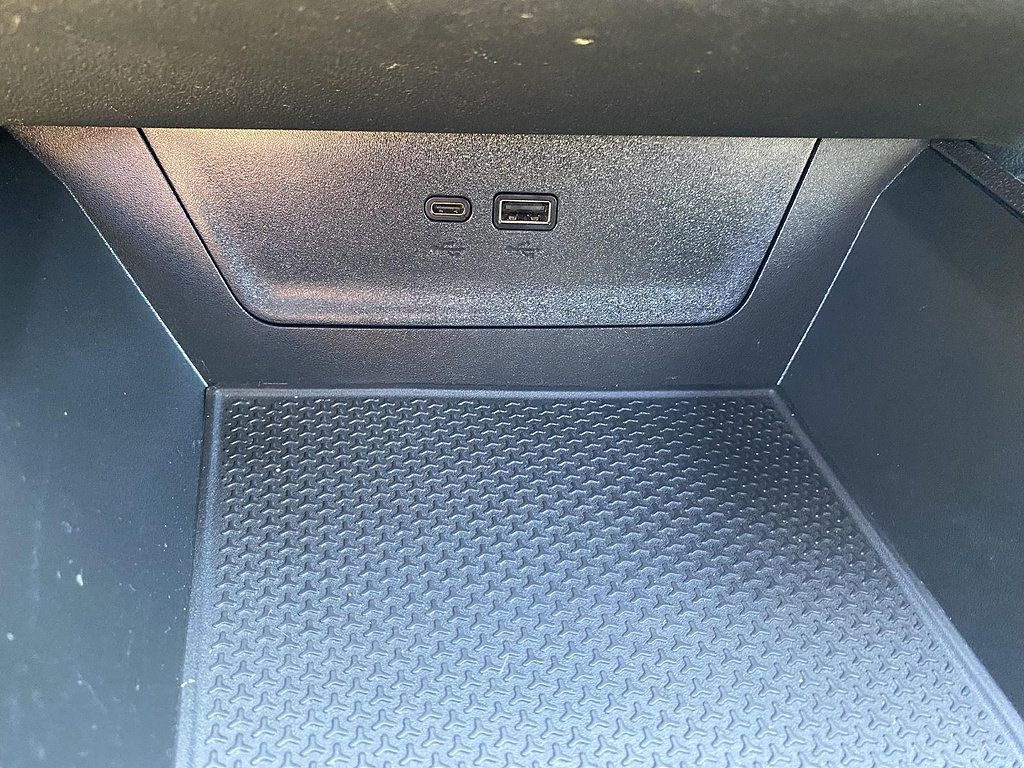 Certified 2025 Chevrolet Equinox LT w/ Convenience Package II AWD/4WD image 24