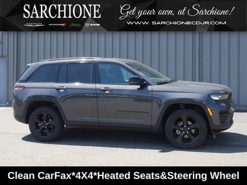 Used 2025 Jeep Grand Cherokee Altitude AWD/4WD image 1