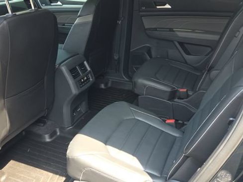 Used 2022 Volkswagen Atlas SEL Premium AWD/4WD image 32