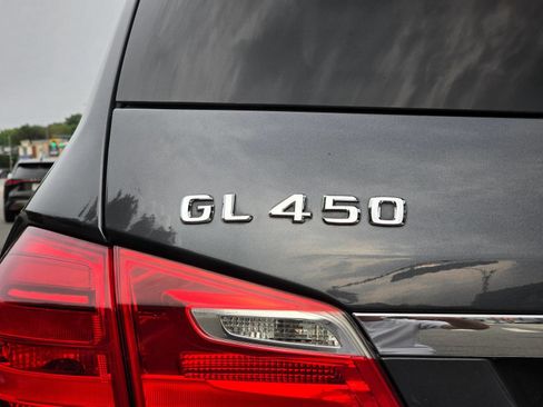 Used 2016 Mercedes-Benz GL 450 4MATIC image 11