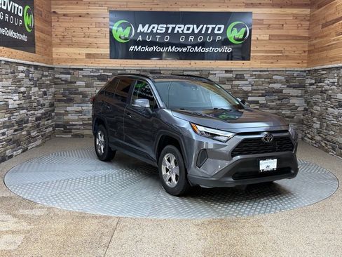 Used 2022 Toyota RAV4 XLE w/ Convenience Package AWD/4WD image 2
