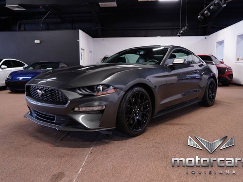 Used 2019 Ford Mustang Premium w/ Ecoboost Performance Package image 3