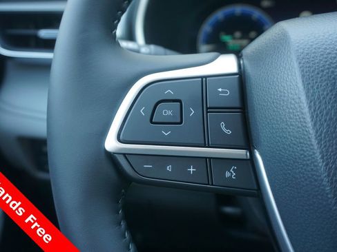 New 2026 Toyota Highlander Platinum AWD/4WD image 4