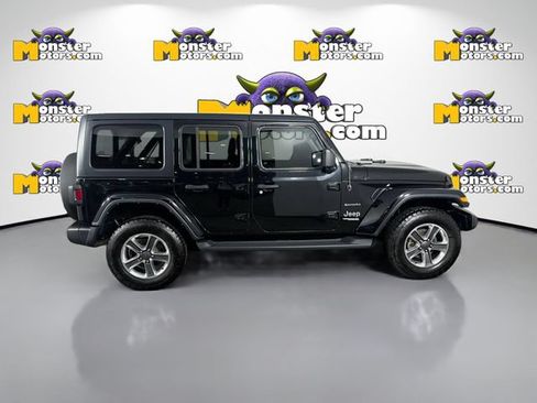 Used 2021 Jeep Wrangler Unlimited Sahara w/ Uconnect 4C Nav & Sound Group AWD/4WD image 4