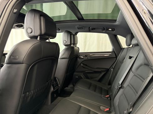 Certified 2022 Porsche Macan GTS image 24