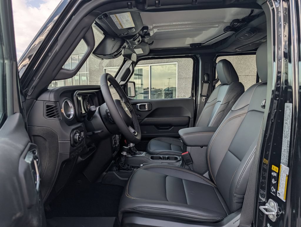 New 2026 Jeep Gladiator Sport AWD/4WD image 5