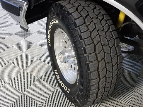 Used 1991 Ford F150 4x4 Regular Cab image 31