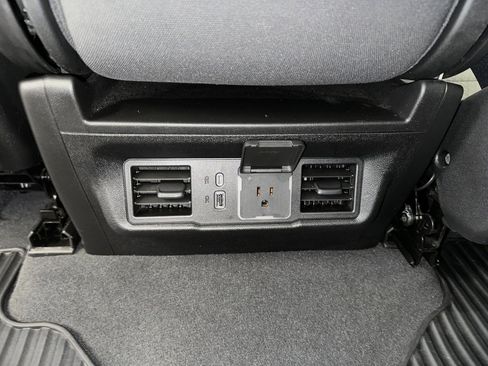 Certified 2023 Chevrolet Silverado 1500 LT image 21