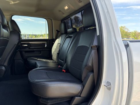 Used 2018 RAM 2500 Big Horn w/ Sport Appearance Group AWD/4WD image 30